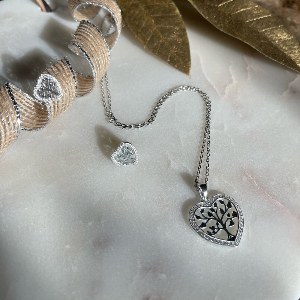 Love in my tree of life 🌳